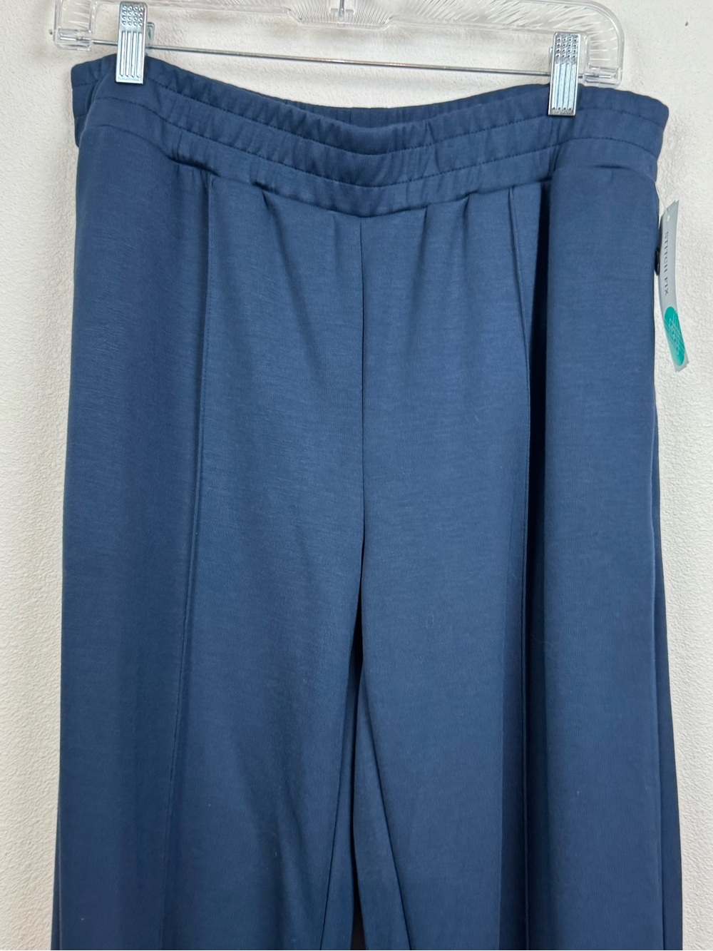 We Wander Performaluxe Pintuck Straight Pant Women Size L Navy NWT - Picture 4 of 7